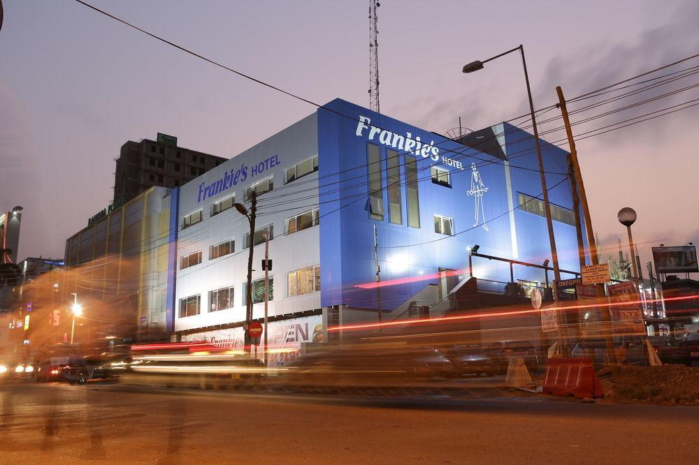 Frankie'S Foods And Rooms أكرا المظهر الخارجي الصورة