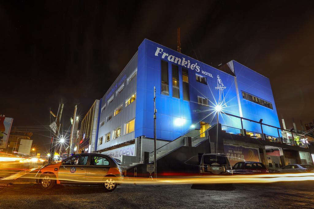 Frankie'S Foods And Rooms أكرا المظهر الخارجي الصورة
