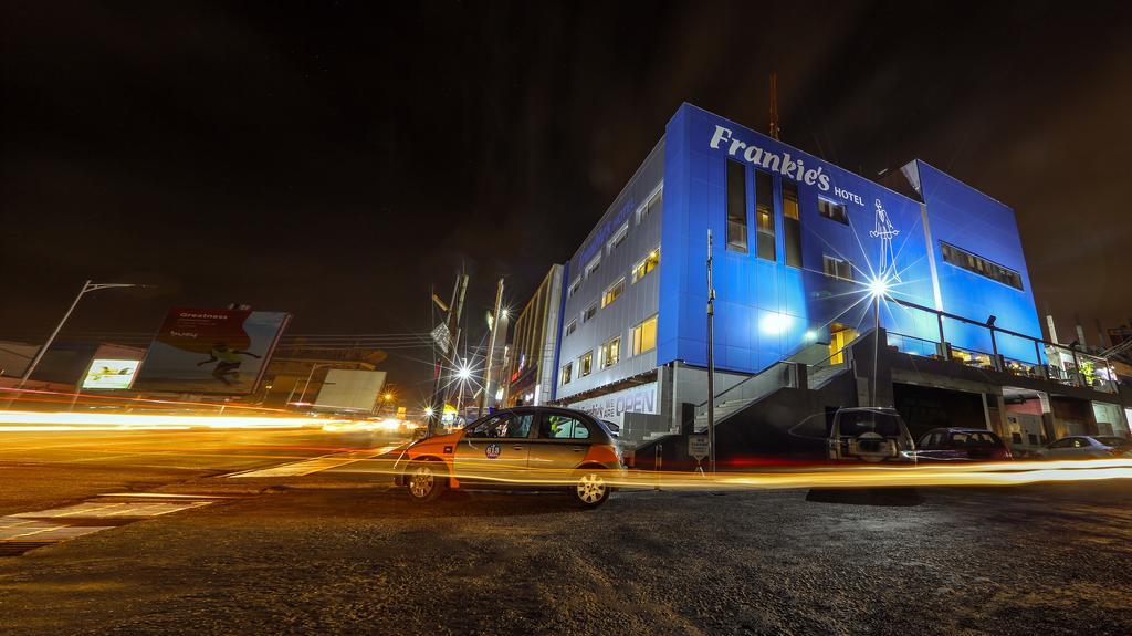 Frankie'S Foods And Rooms أكرا المظهر الخارجي الصورة