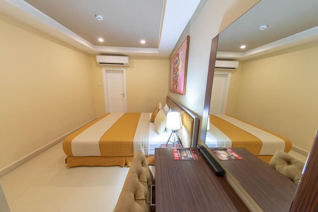 Frankie'S Foods And Rooms أكرا المظهر الخارجي الصورة